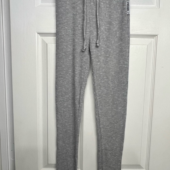 Gym sharks lounge set - Picture 4 of 5